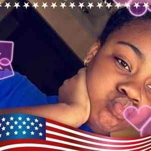 Meet your Posher, Kaylee